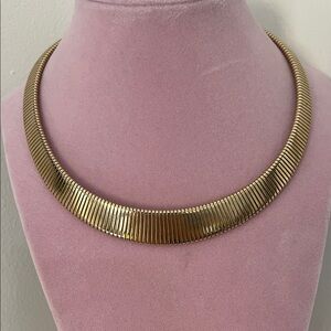 Chic Gold-Toned Necklace